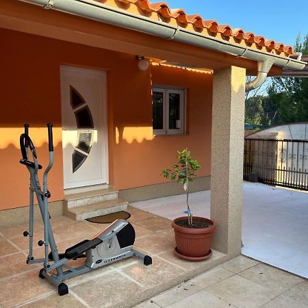 הוילה PUY Dora House With Wifi And Outdoor Swimming Pool מראה חיצוני תמונה
