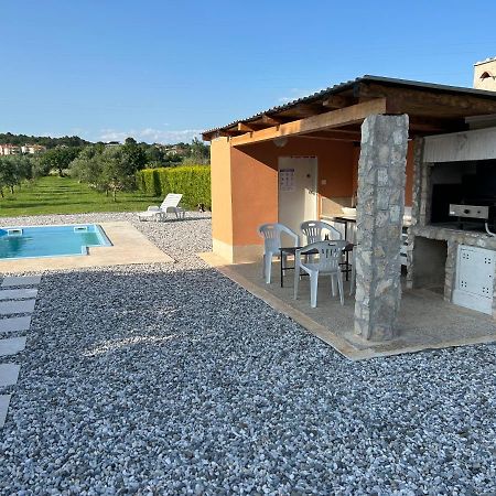 הוילה PUY Dora House With Wifi And Outdoor Swimming Pool מראה חיצוני תמונה