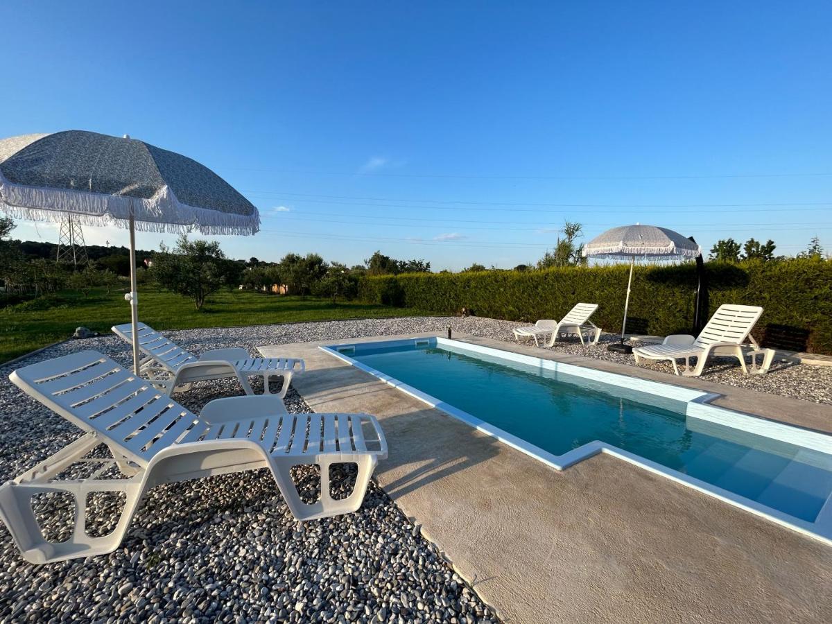 הוילה PUY Dora House With Wifi And Outdoor Swimming Pool מראה חיצוני תמונה