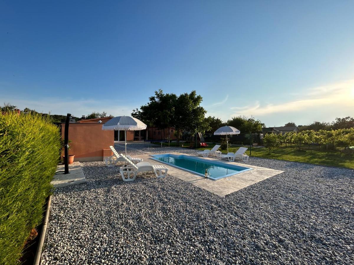 הוילה PUY Dora House With Wifi And Outdoor Swimming Pool מראה חיצוני תמונה