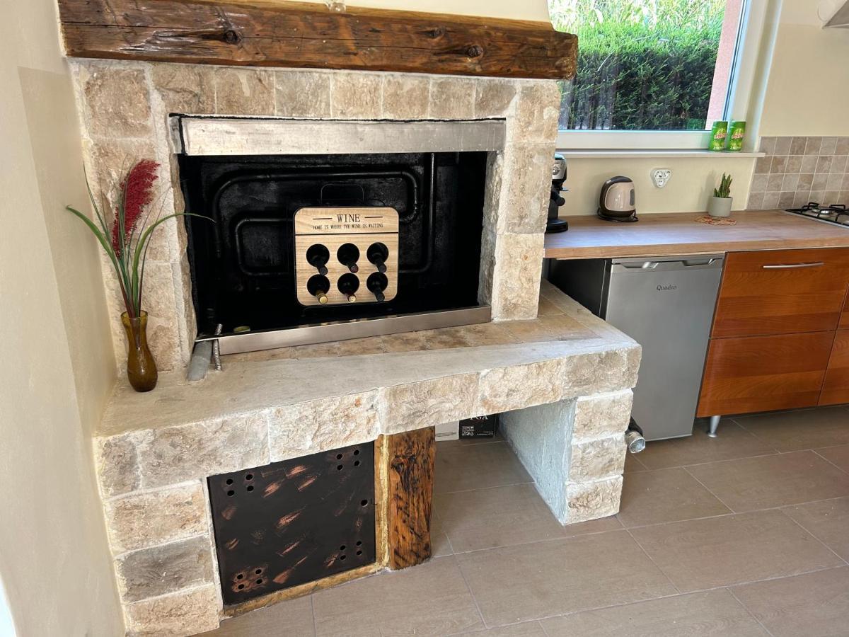 הוילה PUY Dora House With Wifi And Outdoor Swimming Pool מראה חיצוני תמונה