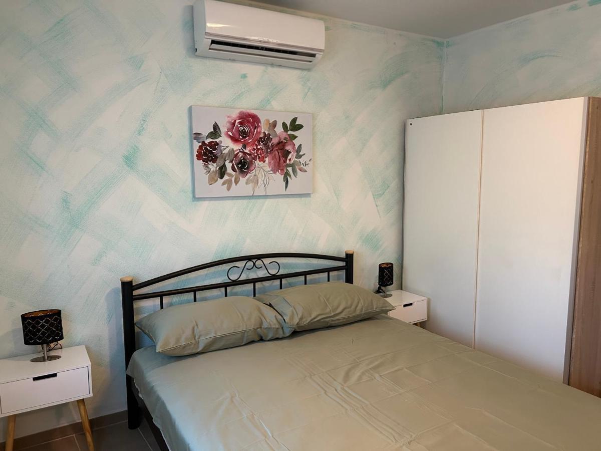 הוילה PUY Dora House With Wifi And Outdoor Swimming Pool מראה חיצוני תמונה